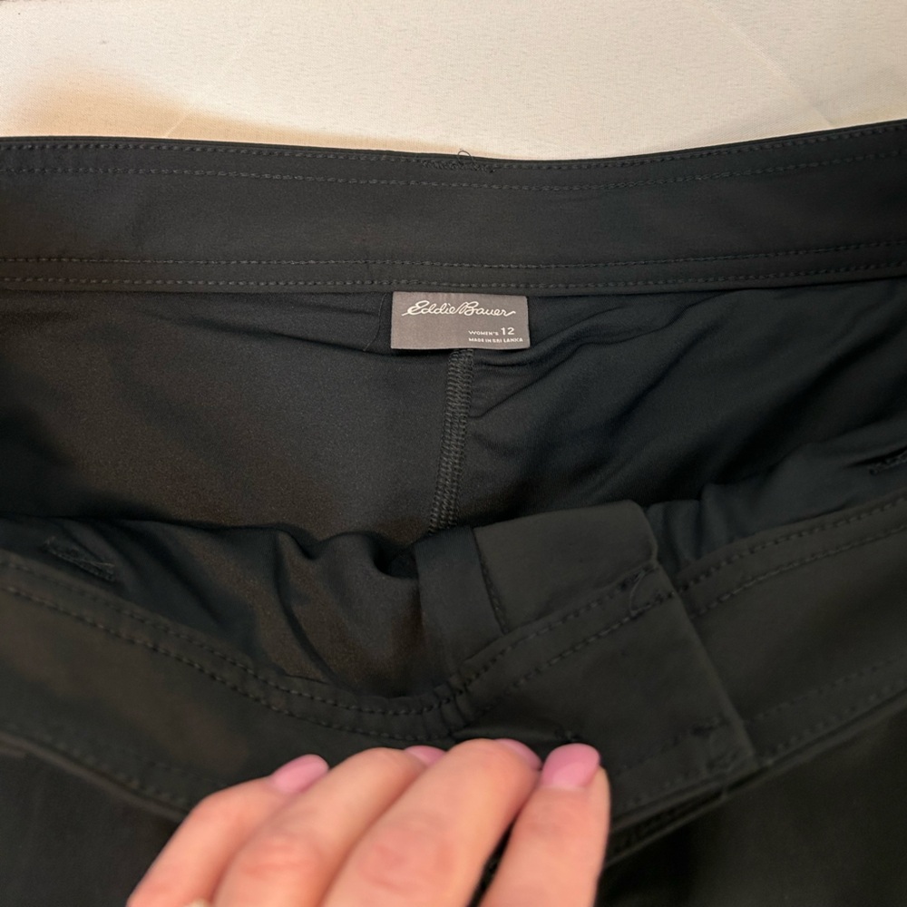 Eddie Bauer Women's Adventurer 2.0 Skort Black Stretch Storm Repel Women’s 12 - Picture 5 of 7